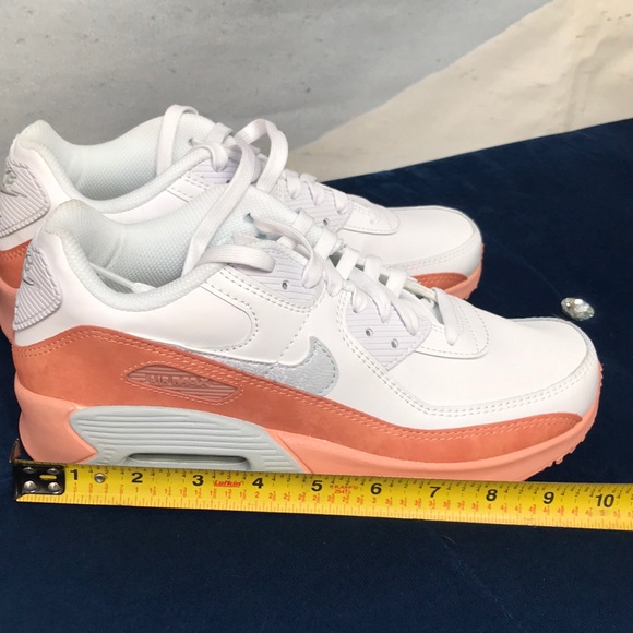 Girls Nike sneakers - Picture 8 of 10